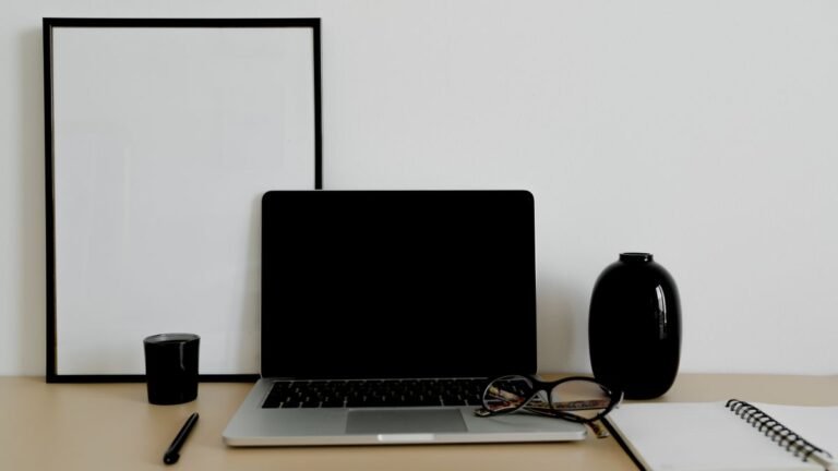 Laptop buying guide India 2026 - laptop and notebook on work desk